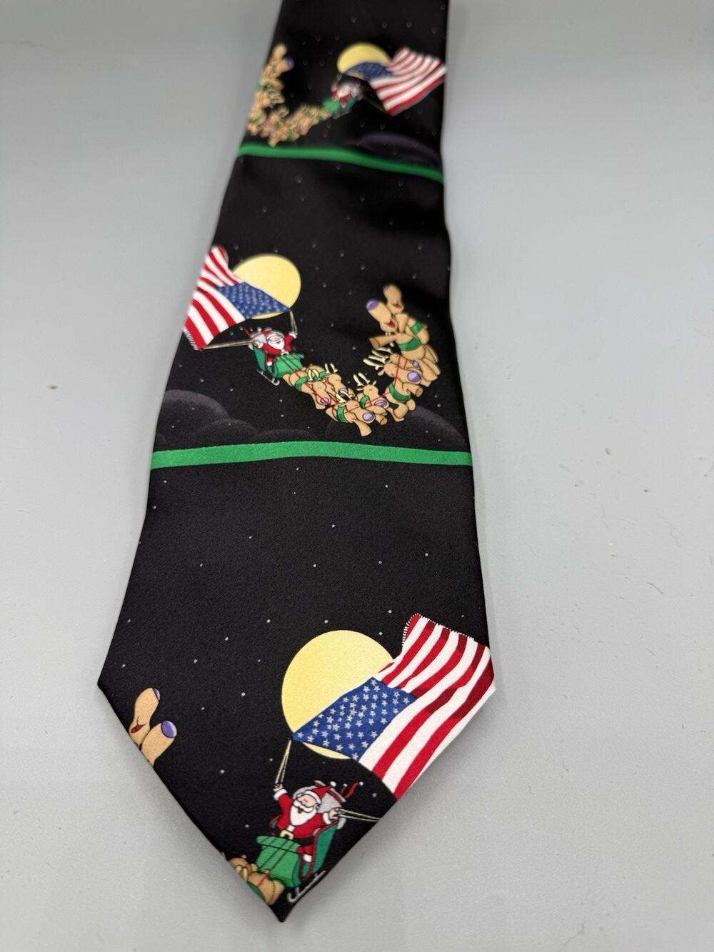 Vintage Kersten Brothers Jolly Ol Nickties Santa Parachute USA Christmas Tie